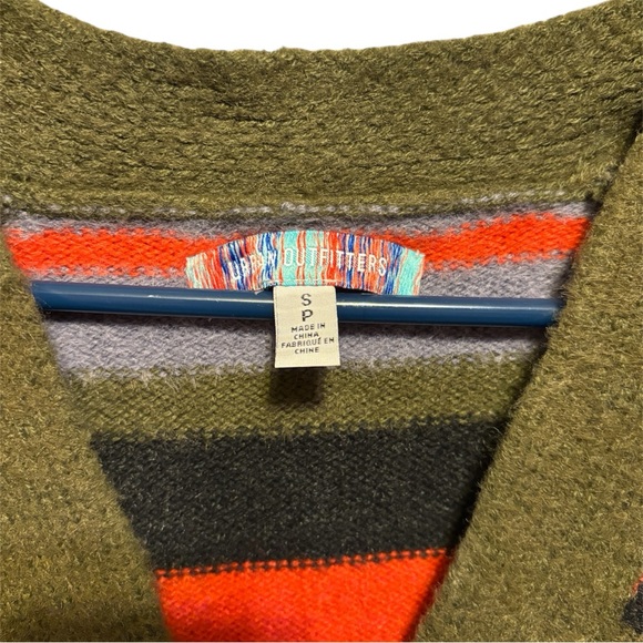 UO Thea fuzzy cardigan sweater - Picture 2 of 3